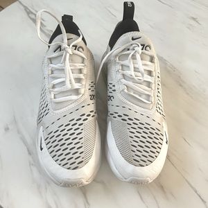 Nike Air max 270 decent condition, clean. Great workout or casual wear. Size 9